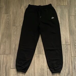 ALO Yoga Accolade Black Sweatpants